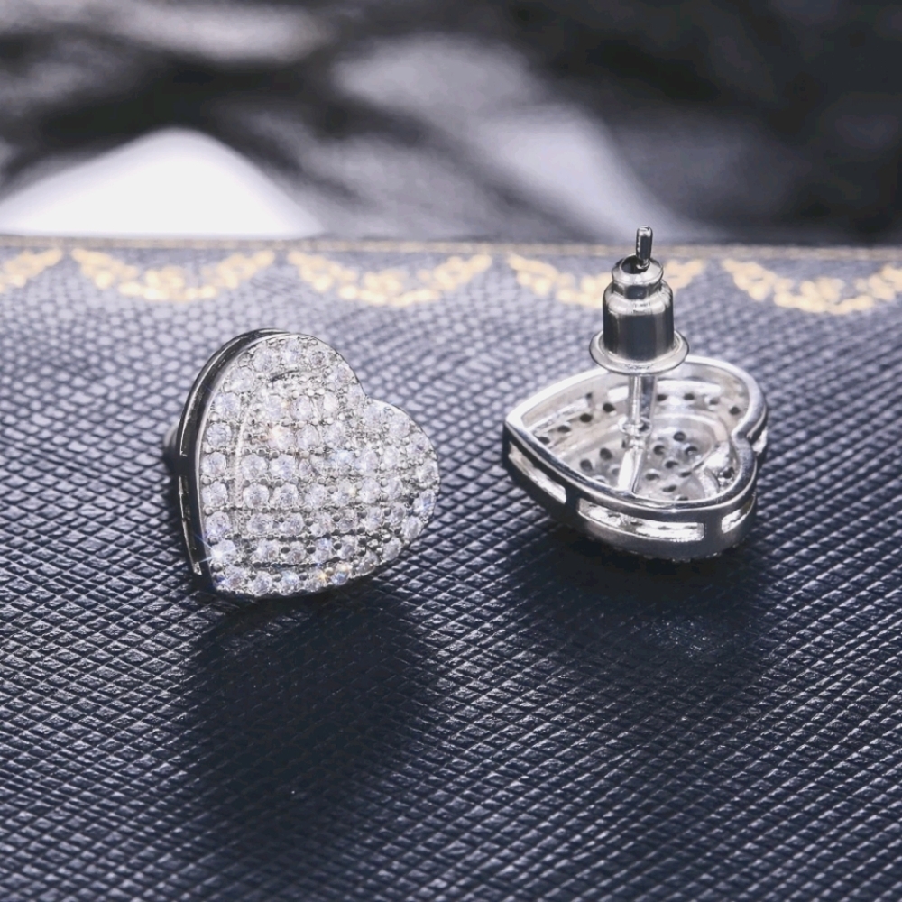 🎈Love silver diamond stud earrings - Picture 4 of 6